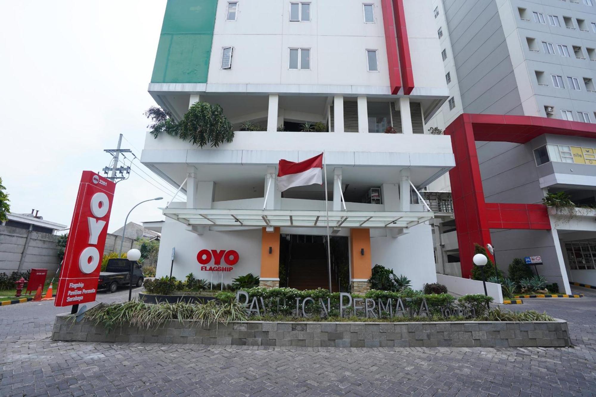 Super Oyo Capital O 91962 Pavilion Permata Surabaya Exterior foto